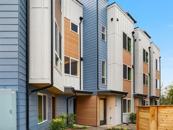 223 NE 75th Street