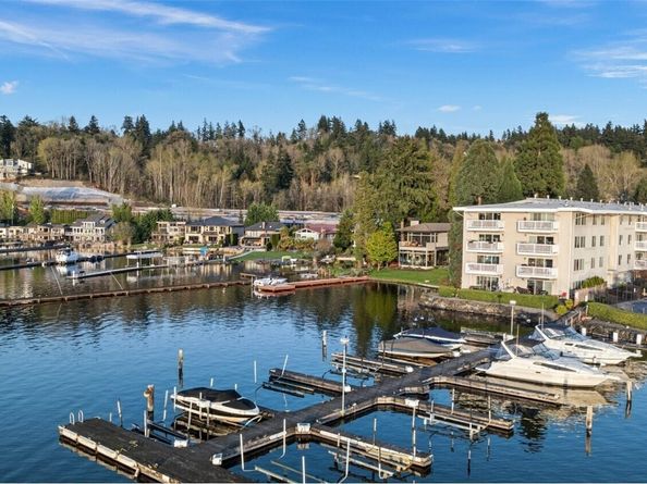 5021 Ripley Lane N 203, Renton WA 98056