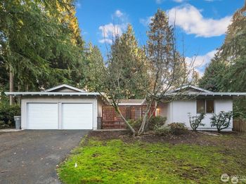 12421 NE 65th Place