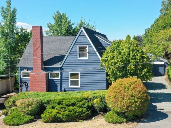 4432 SW 102nd Street, Seattle WA 98146
