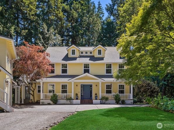 8363 NE Sumanee Place, Bainbridge Island WA 98110