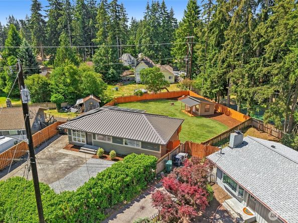 2002 211th Place SW, Lynnwood WA 98036
