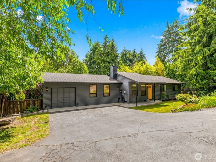 21401 52nd Avenue SE, Woodinville WA 98072