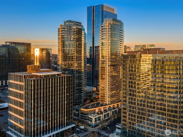 10700 NE 4th Street 2412, Bellevue WA 98004