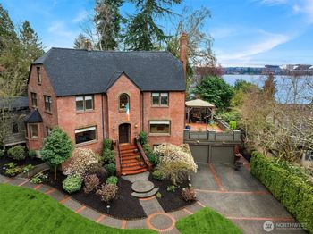 3333 43rd Avenue NE