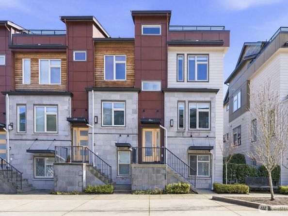 924 7th Avenue NE, Issaquah WA 98029