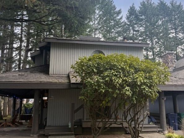 4612 170th Place NE 11, Redmond WA 98052