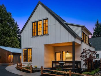 2218 NE 125th Street