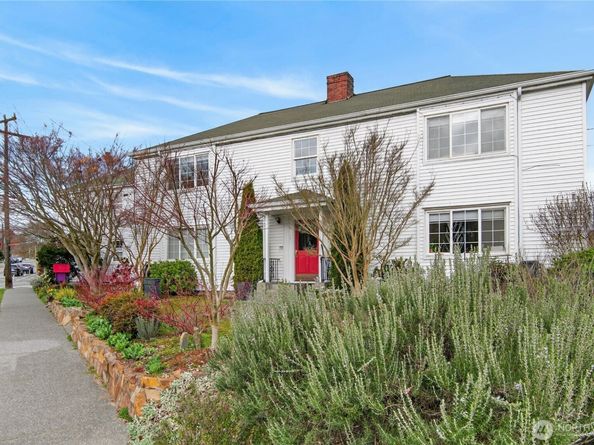 7870 Green Lake Drive N 10, Seattle WA 98103