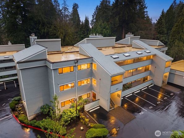 13741 15th Avenue NE C3, Seattle WA 98125