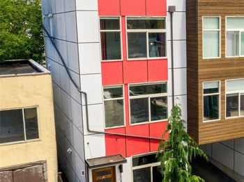 2608 S Judkins Street