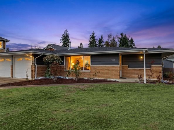 2200 NE 12th, Renton WA 98056