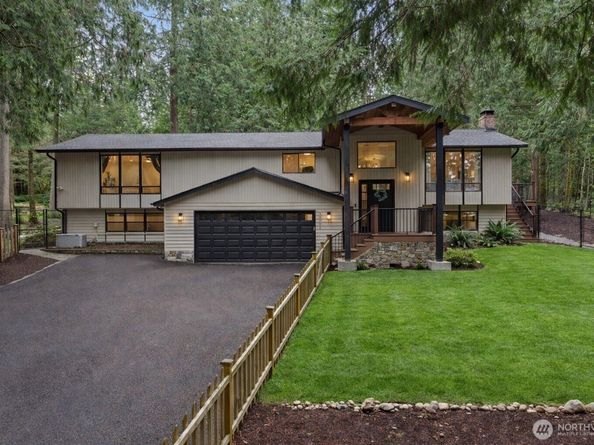 14702 255th Avenue SE, Issaquah WA 98027