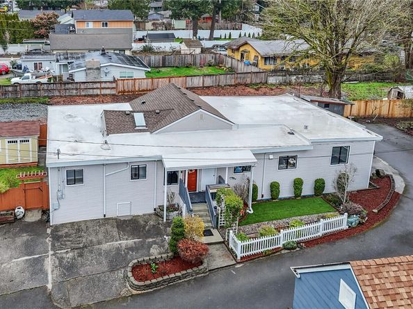 13324 30th Avenue NE, Seattle WA 98125
