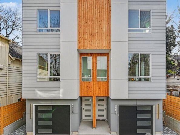 7776 Highland Park Way SW B, Seattle WA 98106