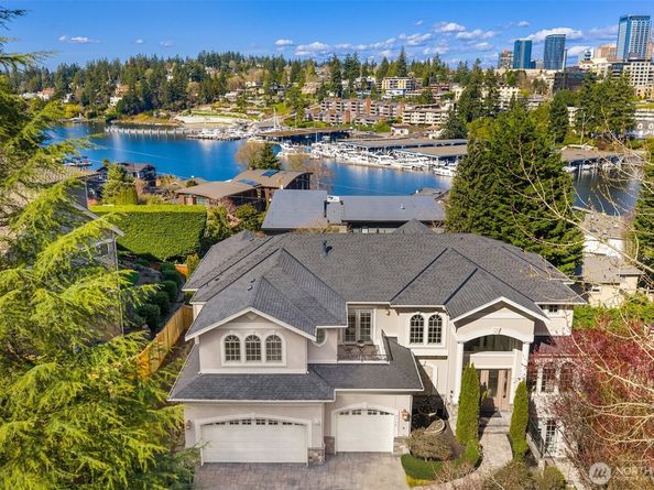 9750 SE 5th Street, Bellevue WA 98004