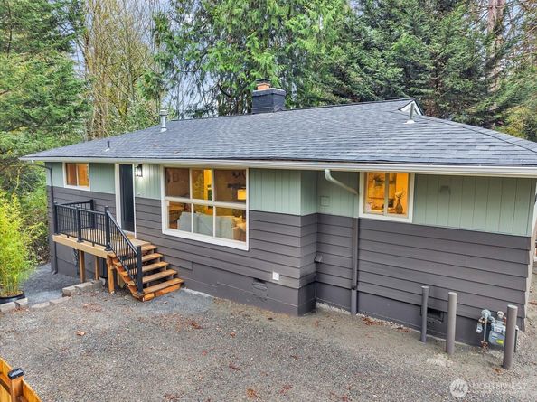 13046 15th Avenue NE, Seattle WA 98125