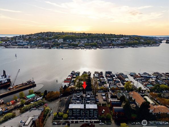 2010 Fairview Avenue E B, Seattle WA 98102