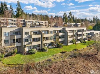 4895 76th Street SW