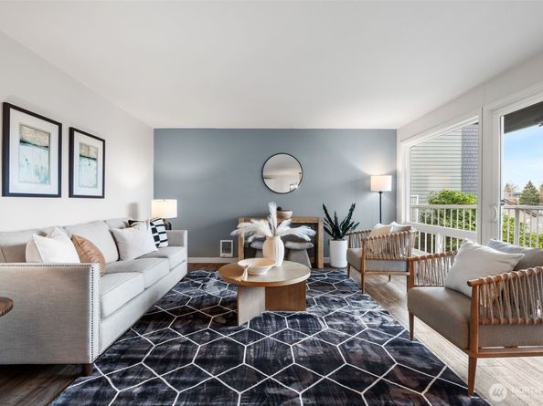1111 Kirkland Avenue 3A, Kirkland WA 98033