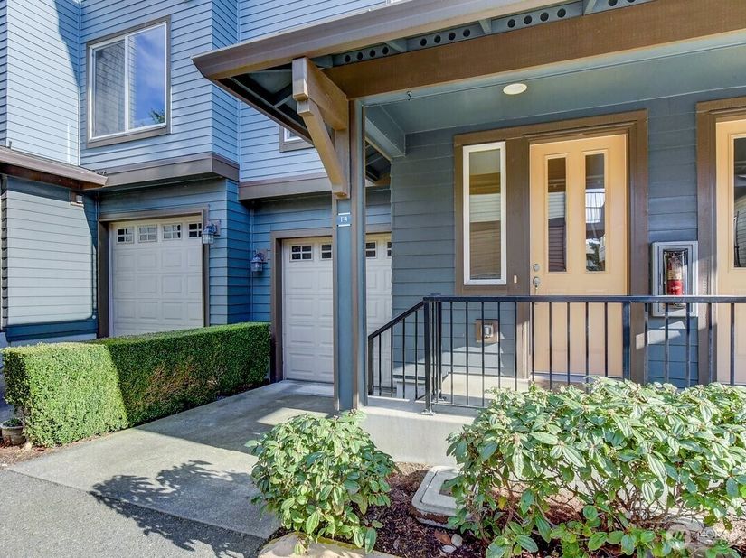 2115 201st Place SE F4, Bothell WA 98012