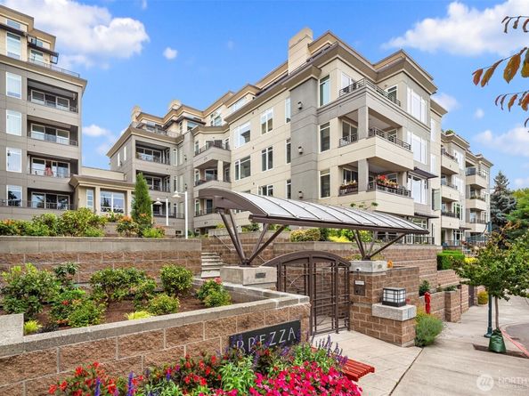 225 4th Avenue A401, Kirkland WA 98033