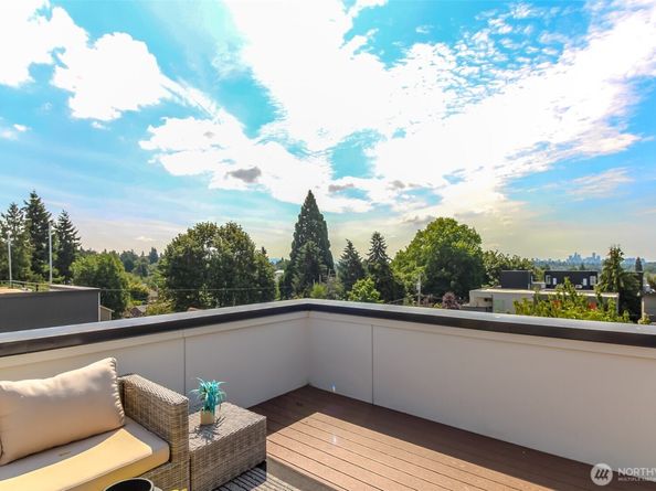 8811 Interlake Avenue N A, Seattle WA 98103