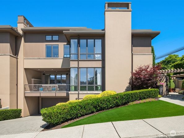 10132 NE 59th Street C, Kirkland WA 98033