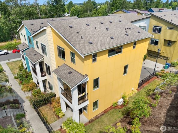 9834 11th Avenue SW, Seattle WA 98106