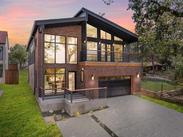 3110 W Jefferson Boulevard , Dallas Texas 75211