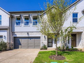 620  Sir Christopher Street 