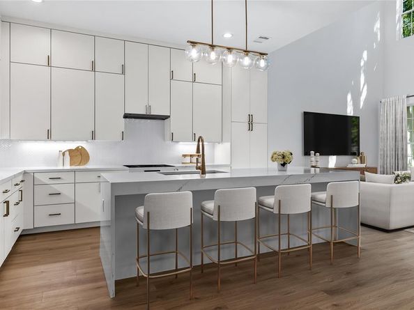 2322  Arroyo Avenue , Dallas Texas 75219