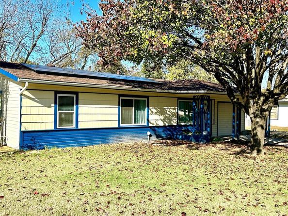 624  Browning Drive , Arlington Texas 76010