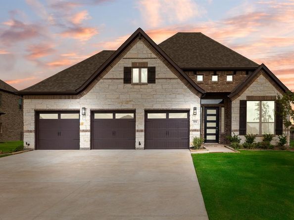 304  Big Antler Court , Heath Texas 75032