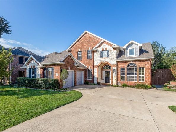 2402  Indian Trail , Rowlett Texas 75088