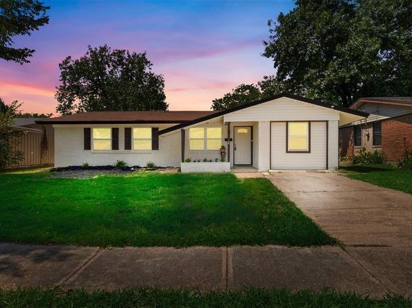 3627  Palm Drive , Mesquite Texas 75150