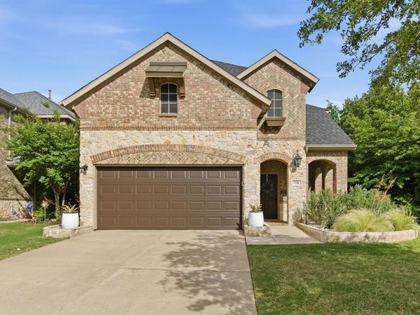740  Sheldon Road , Lantana Texas 76226