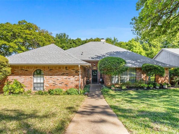 3201  Bridlegate Drive , Arlington Texas 76016