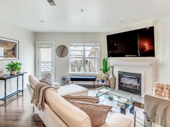 3922  Gilbert Avenue 