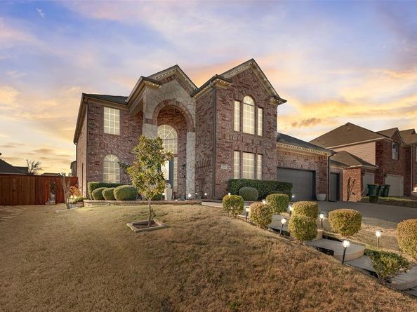 723  Creekstone Drive , Cedar Hill Texas 75104