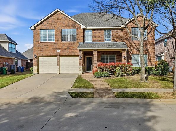 851  Branch Crossing , Lantana Texas 76226