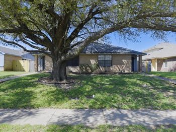 1433 N Bluegrove Road 
