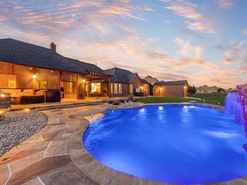 721  Kensington Drive 