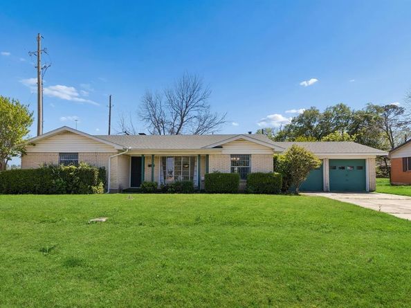 6028  Truman Drive , Fort Worth Texas 76112