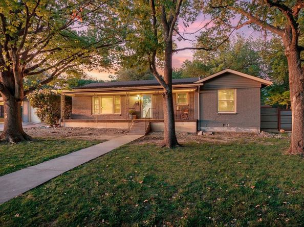 3154  Chamness Court , Haltom City Texas 76117