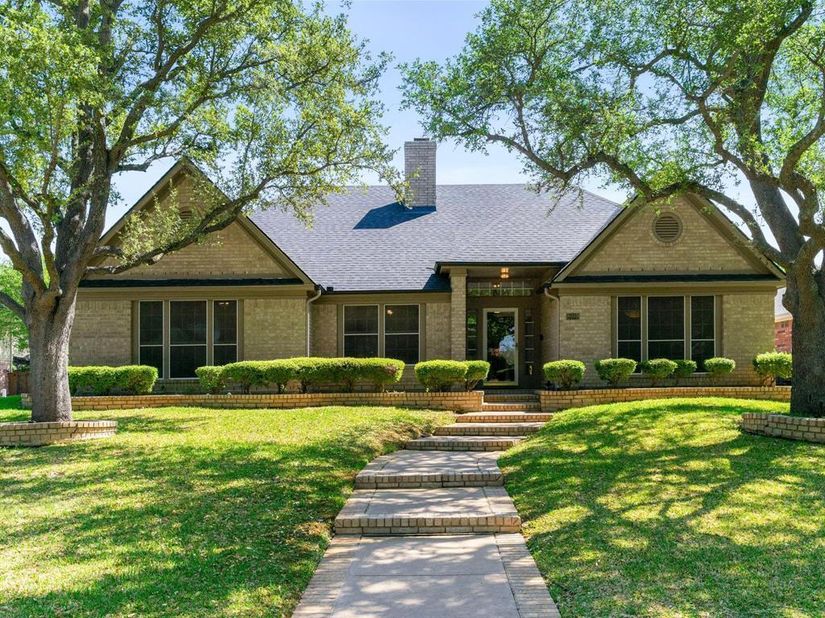 8009  Misty Trail , Fort Worth Texas 76123