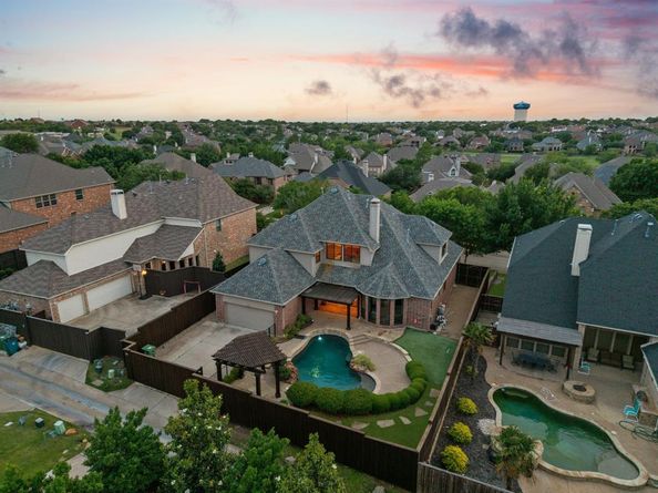 1209  Dame Susan Lane , Lewisville Texas 75056