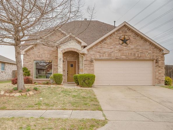 5800  Show Master Lane , Fort Worth Texas 76179