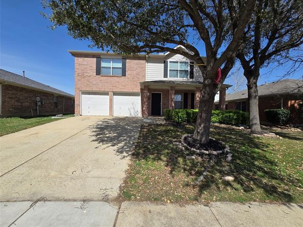 1429  Trading Post Drive , Fort Worth Texas 76131