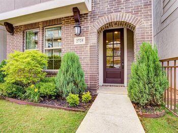 2725  Yellow Jasmine Lane 